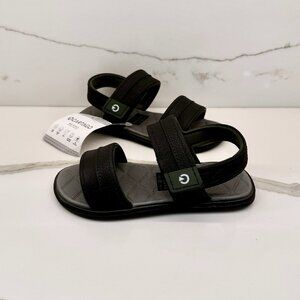 NWT Cartago Malta IV Sandal, Size 1